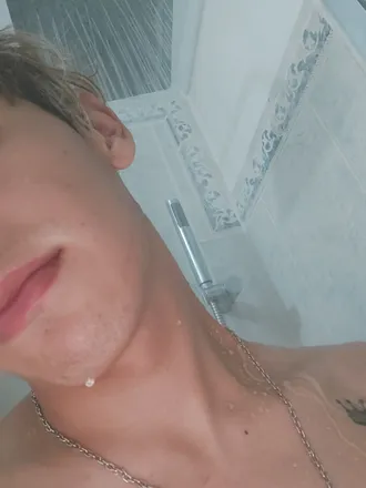 OnlyFans cuenta brad_lauk header 2