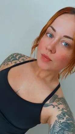 OnlyFans cuenta nahhhhwhatev avatar 1