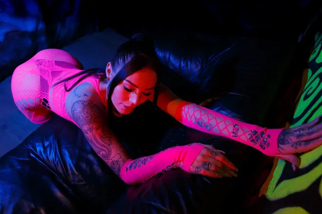 OnlyFans cuenta dazedbarbie header 2
