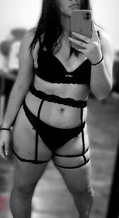 OnlyFans cuenta mirandaredondo3 header 2