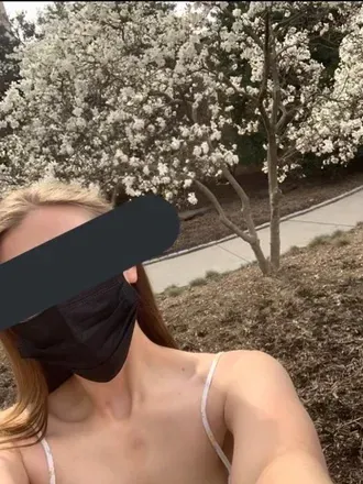 OnlyFans account  pussyroyale avatar 1