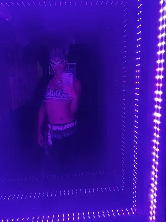 OnlyFans account  tscleost avatar 1
