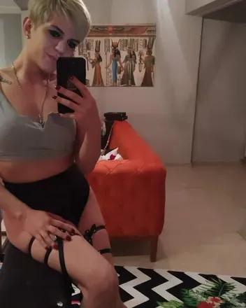 OnlyFans cuenta esin-derin avatar 1