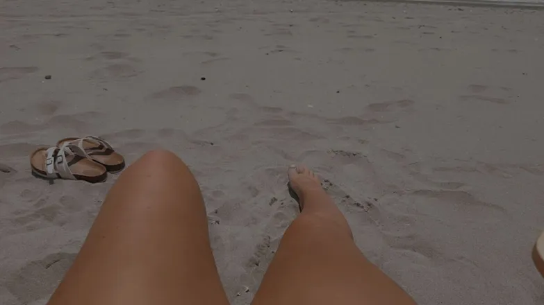 OnlyFans account  daddies_girl-28 header 2