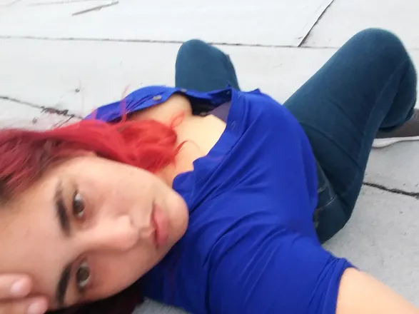 OnlyFans cuenta justmelori header 2
