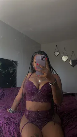 OnlyFans account  prettytee.tee avatar 1