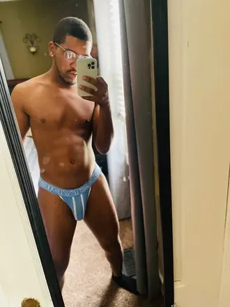 OnlyFans cuenta bigdaddytaee avatar 1