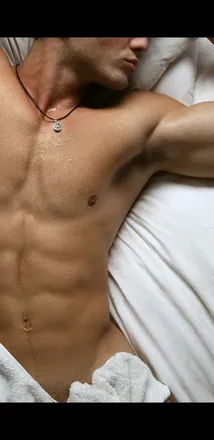 OnlyFans cuenta r_johnson2414 header 2