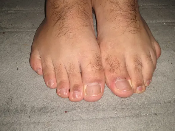 OnlyFans cuenta pieslokos header 2