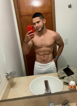 OnlyFans cuenta dmitry_muscle header 2