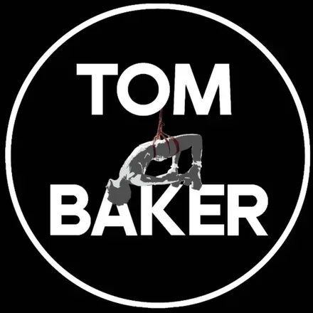 OnlyFans cuenta tombakerbdsm avatar 1