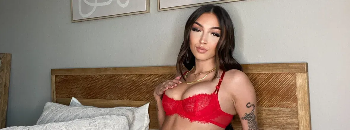 OnlyFans cuenta piperbrightwood header 2