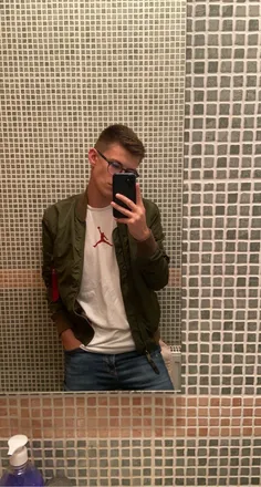 OnlyFans cuenta magnificentzeus header 2