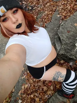 OnlyFans cuenta pandahooker avatar 1