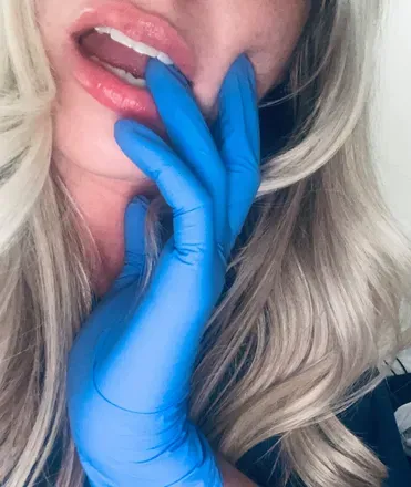 OnlyFans cuenta nursemollyx avatar 1