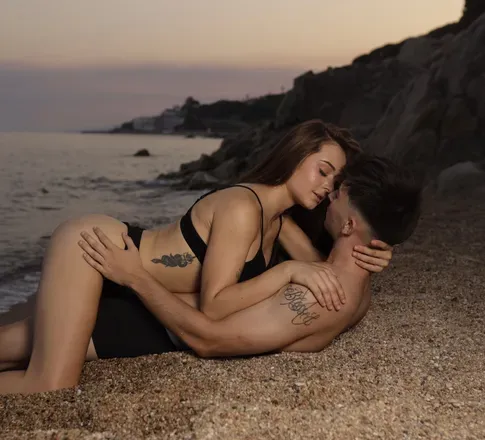 OnlyFans cuenta lauraysergii header 2