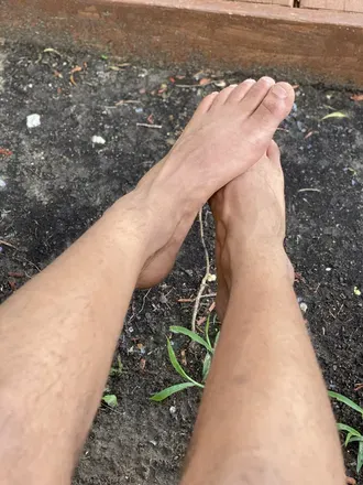 OnlyFans cuenta feetndpetite header 2