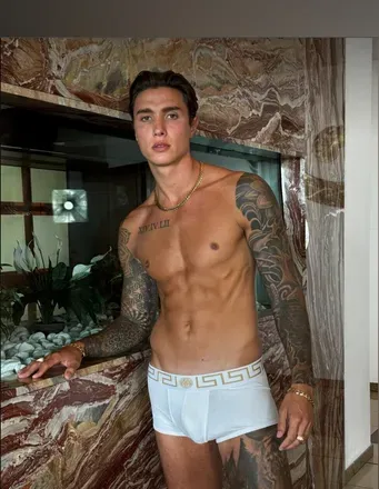 OnlyFans cuenta wazgod121 avatar 1