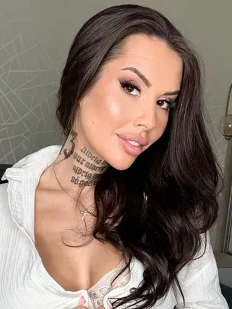 OnlyFans of kira_afterdark_x