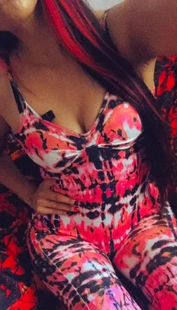 OnlyFans cuenta lucianna33 header 2