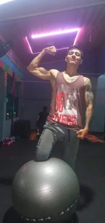 OnlyFans account  yanfran_321 header 2