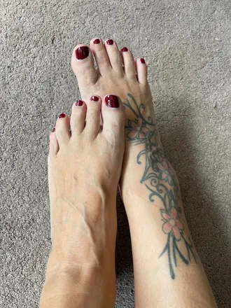 OnlyFans cuenta hotfeets73 header 2