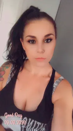 OnlyFans cuenta koncretekowgirl69 avatar 1