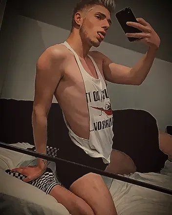 OnlyFans cuenta mikebutnotmagic avatar 1