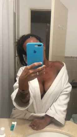 OnlyFans cuenta hotmom40 header 2