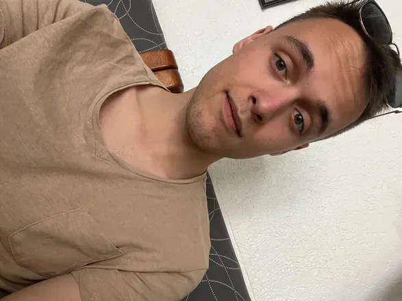 OnlyFans account  ellearke avatar 1