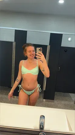 OnlyFans of alexxx_sg