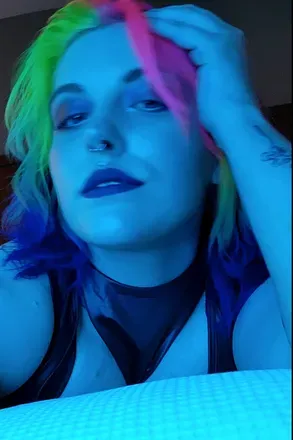 OnlyFans account  violetlabon avatar 1