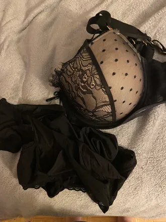 OnlyFans cuenta maine_beauty header 2
