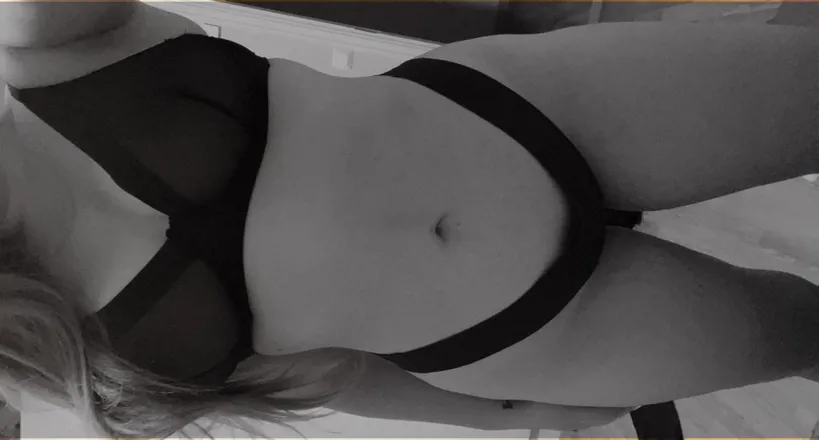 OnlyFans cuenta lillyhazed header 2