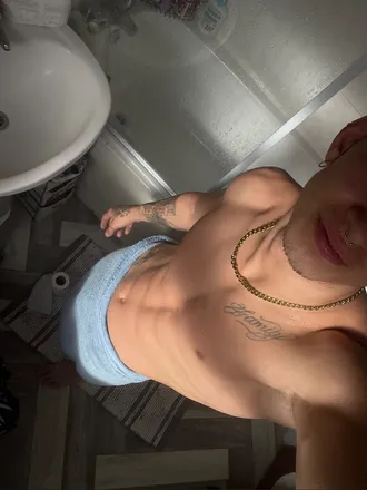 OnlyFans cuenta nykkox header 2