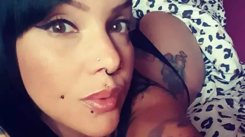 OnlyFans cuenta mieze_kotze header 2