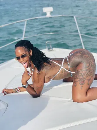 OnlyFans cuenta dopeassunicorn header 2
