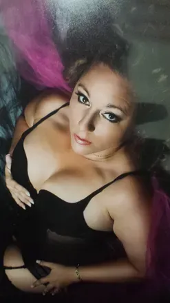 OnlyFans cuenta madamxray header 2