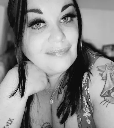OnlyFans account  bluivori avatar 1
