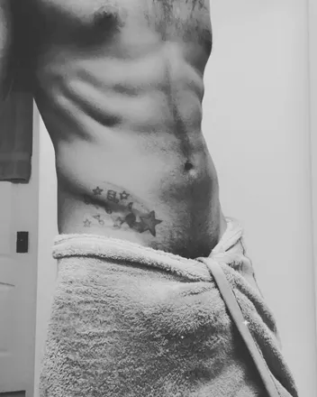 OnlyFans cuenta bigdickbartender header 2