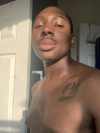 OnlyFans cuenta kinkyseas avatar 1