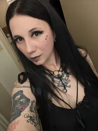 OnlyFans cuenta thatoneweirdchick avatar 1
