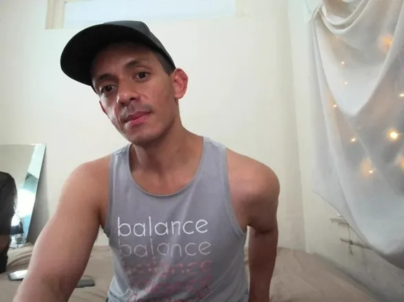 OnlyFans cuenta latinboy89 header 2