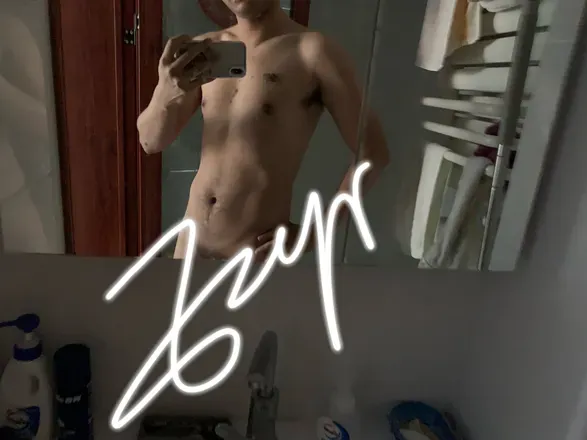 OnlyFans cuenta zeparlee avatar 1