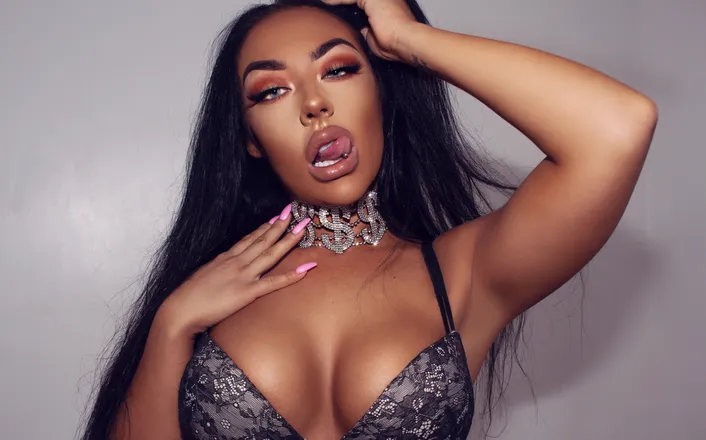 OnlyFans cuenta missnatashax header 2