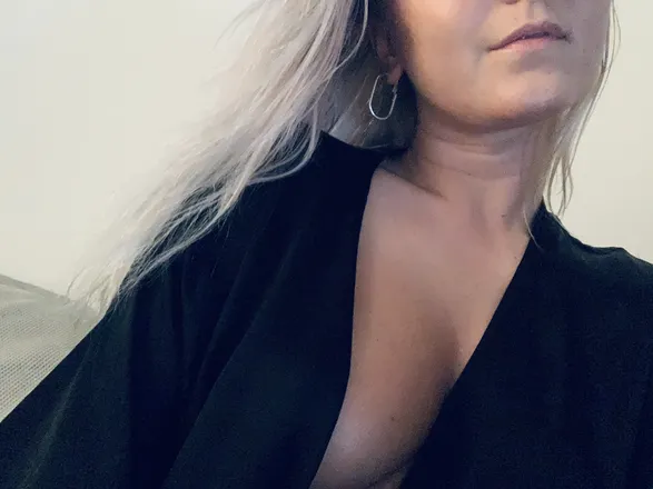 OnlyFans cuenta no.amy header 2