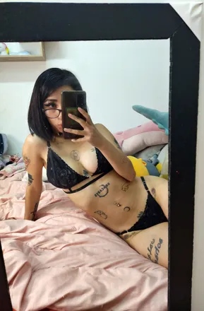 OnlyFans cuenta soysara01 header 2