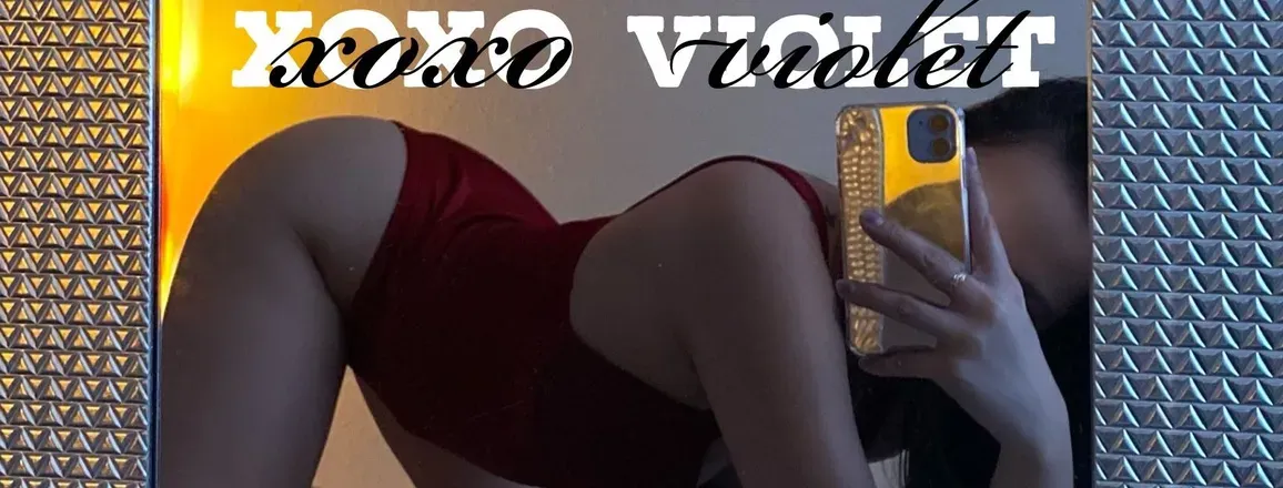 OnlyFans account  xoxovioletofficial header 2