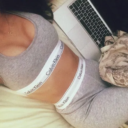 OnlyFans cuenta u223122119 header 2
