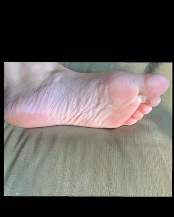 OnlyFans cuenta ellesfeet8 header 2